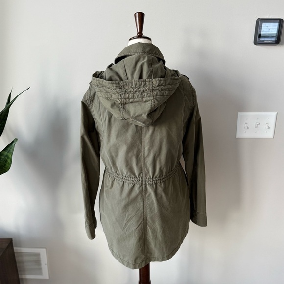 Abercrombie & Fitch Military Parka - Drawstring Waist - Removable Internal Vest - Picture 4 of 12